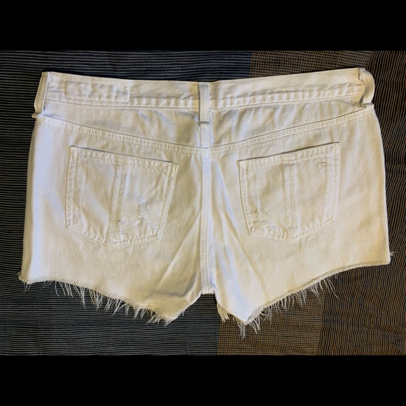 2/$50 Rag&bone white denim short Size 29 - Picture 2 of 5